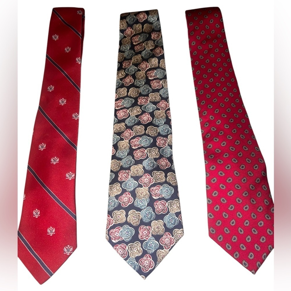 EUC Christian Dior Mario Valentino Abstract Paisley Patriotic Navy Red Ties